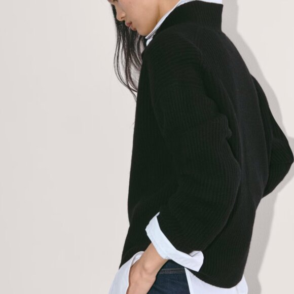 Everlane Cocoon Henley Sweater in Wool Cashmere Black S - Picture 4 of 7